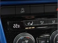 Volkswagen t-roc 1.5 tsi automaat 2020 panoramadak vol leer keyless go & entry camera adaptive elektrische kofferklep - afbeelding 21 van  39