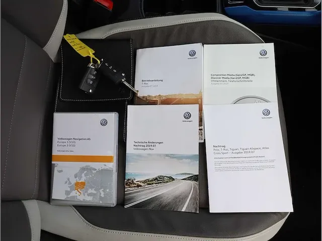 Volkswagen t-roc 1.5 tsi automaat 2020 panoramadak vol leer keyless go & entry camera adaptive elektrische kofferklep - afbeelding 28 van  39