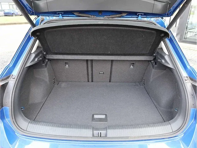 Volkswagen t-roc 1.5 tsi automaat 2020 panoramadak vol leer keyless go & entry camera adaptive elektrische kofferklep - afbeelding 29 van  39