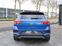 Volkswagen t-roc 1.5 tsi automaat 2020 panoramadak vol leer keyless go & entry camera adaptive elektrische kofferklep - afbeelding 34 van  39