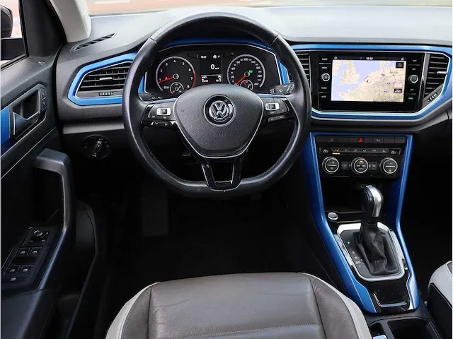 Volkswagen t-roc 1.5 tsi automaat 2020 panoramadak vol leer keyless go & entry camera adaptive elektrische kofferklep - afbeelding 10 van  39