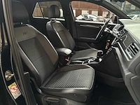Volkswagen t-roc 1.5 tsi r-line sport business r 150pk 2019, j-599-lz - afbeelding 32 van  40