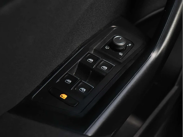 Volkswagen t-roc 1.5 tsi sport business sport 2021 | n-026-zf - afbeelding 10 van  34