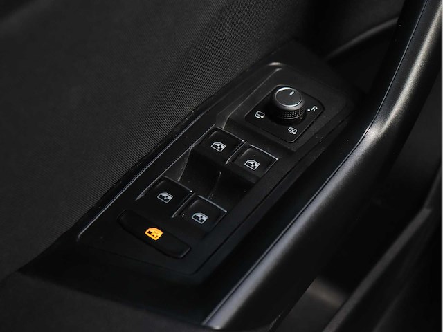 Volkswagen t-roc 1.5 tsi sport business sport 2021 | n-026-zf - afbeelding 10 van  34