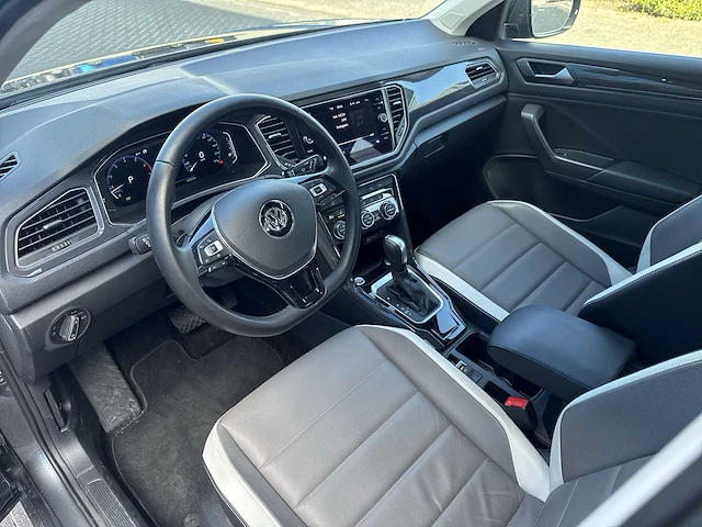 Volkswagen t-roc 1.5 tsi sport car 2020 | 00-33-38 - afbeelding 3 van  33
