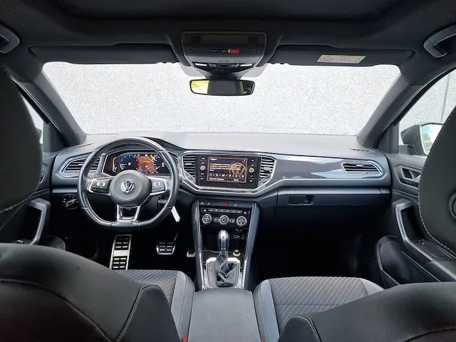 Volkswagen t-roc 1.5 tsi sport | p-699-xl - afbeelding 28 van  46