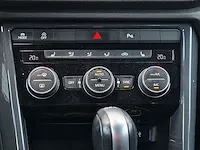Volkswagen t-roc 1.5 tsi sport | p-699-xl - afbeelding 29 van  46