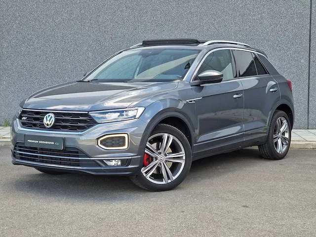 Volkswagen t-roc 1.5 tsi sport | p-699-xl - afbeelding 1 van  46