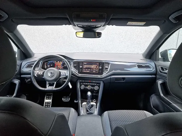 Volkswagen t-roc 1.5 tsi sport | p-699-xl - afbeelding 28 van  46