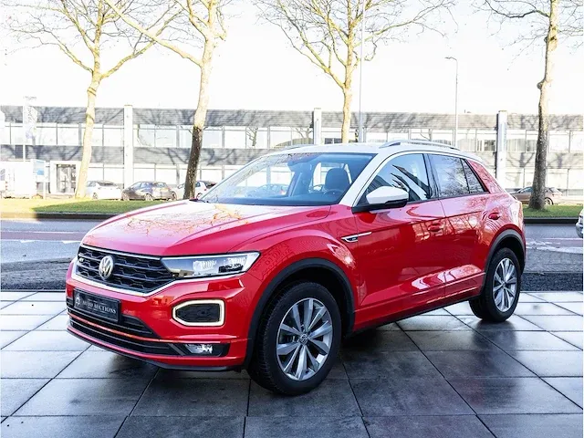 Volkswagen t-roc 1.5 tsi style automaat 2019 full led virtual cockpit achteruitrijcamera adaptive cruise trekhaak - afbeelding 2 van  38