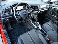 Volkswagen t-roc 1.5 tsi style automaat 2019 full led virtual cockpit achteruitrijcamera adaptive cruise trekhaak - afbeelding 4 van  38