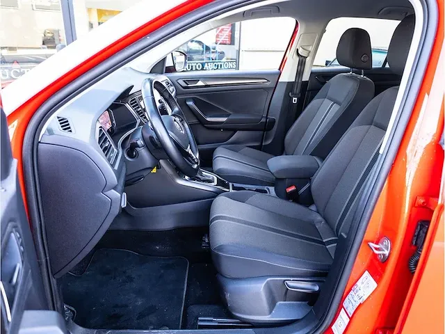 Volkswagen t-roc 1.5 tsi style automaat 2019 full led virtual cockpit achteruitrijcamera adaptive cruise trekhaak - afbeelding 5 van  38