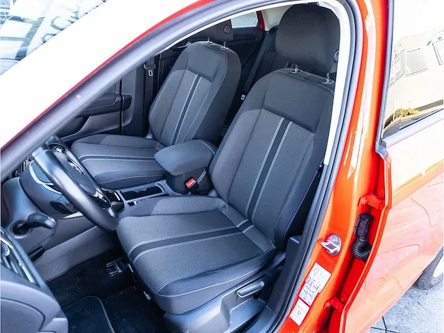 Volkswagen t-roc 1.5 tsi style automaat 2019 full led virtual cockpit achteruitrijcamera adaptive cruise trekhaak - afbeelding 6 van  38