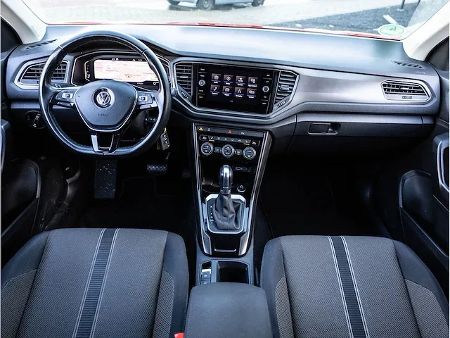 Volkswagen t-roc 1.5 tsi style automaat 2019 full led virtual cockpit achteruitrijcamera adaptive cruise trekhaak - afbeelding 8 van  38