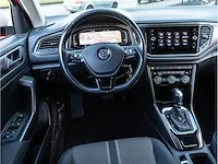 Volkswagen t-roc 1.5 tsi style automaat 2019 full led virtual cockpit achteruitrijcamera adaptive cruise trekhaak - afbeelding 9 van  38
