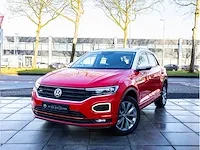 Volkswagen t-roc 1.5 tsi style automaat 2019 full led virtual cockpit achteruitrijcamera adaptive cruise trekhaak