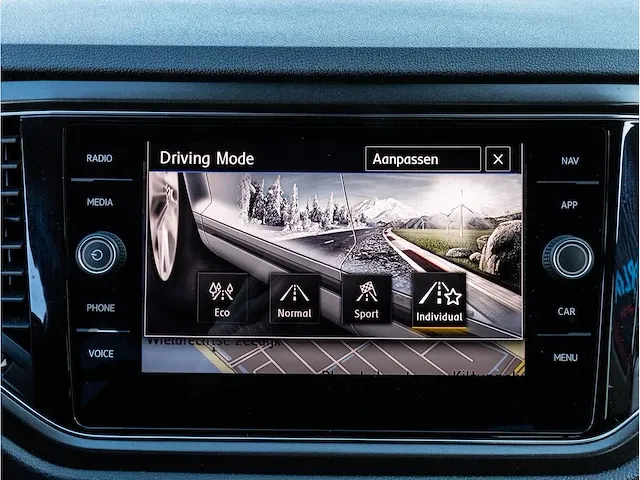 Volkswagen t-roc 1.5 tsi style automaat 2019 full led virtual cockpit achteruitrijcamera adaptive cruise trekhaak - afbeelding 16 van  38