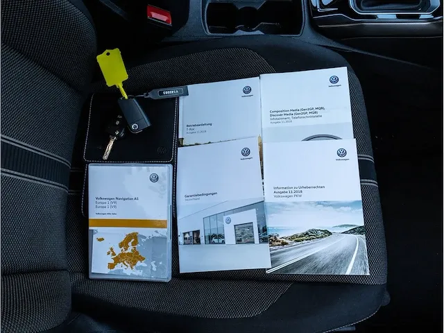 Volkswagen t-roc 1.5 tsi style automaat 2019 full led virtual cockpit achteruitrijcamera adaptive cruise trekhaak - afbeelding 25 van  38