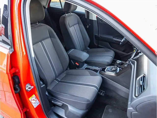 Volkswagen t-roc 1.5 tsi style automaat 2019 full led virtual cockpit achteruitrijcamera adaptive cruise trekhaak - afbeelding 30 van  38