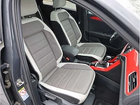 Volkswagen t-roc 2.0 tsi 4motion sport 190pk automaat 2019 panodak vol leer virtual keyless camera dodehoek - afbeelding 33 van  43