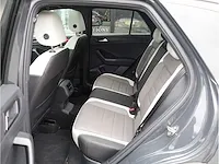 Volkswagen t-roc 2.0 tsi 4motion sport 190pk automaat 2019 panodak vol leer virtual keyless camera dodehoek - afbeelding 36 van  43