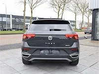 Volkswagen t-roc 2.0 tsi 4motion sport 190pk automaat 2019 panodak vol leer virtual keyless camera dodehoek - afbeelding 34 van  43