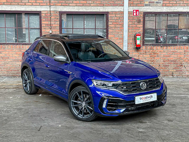 Volkswagen t-roc r 2.0 tsi 4motion -akrapovic- 300pk 2020 - afbeelding 2 van  49