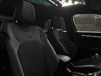 Volkswagen t-roc r 2.0 tsi 4motion -akrapovic- 300pk 2020 - afbeelding 42 van  49