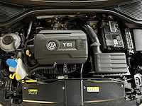 Volkswagen t-roc r 2.0 tsi 4motion -akrapovic- 300pk 2020 - afbeelding 43 van  49