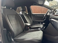 Volkswagen t-roc r-line 1.5 150pk 2024 - afbeelding 37 van  45