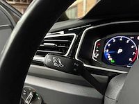 Volkswagen t-roc r-line 1.5 150pk 2025 - afbeelding 19 van  45
