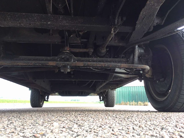 Volkswagen t2 camper oldtimer - afbeelding 11 van  29