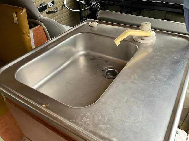 Volkswagen t2 westfalia camper - scherpenzeel - afbeelding 16 van  28