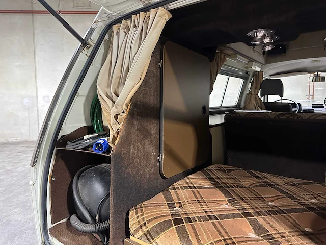 Volkswagen t3 kampeerwagen 1980, kf-62-dx camper - afbeelding 28 van  49