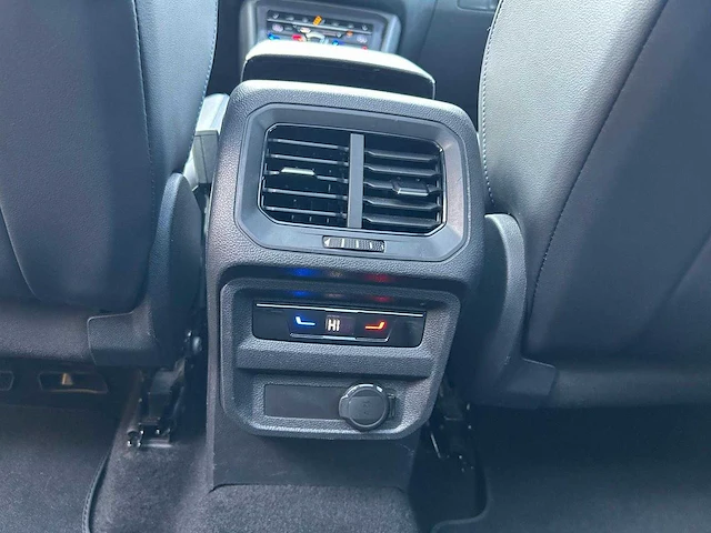 Volkswagen tiguan - 2.0 tsi r 75 4m , hfk-37-z - afbeelding 14 van  37