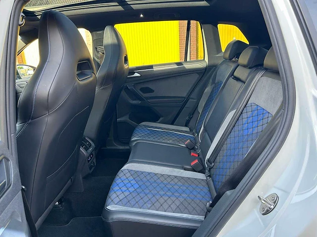 Volkswagen tiguan - 2.0 tsi r 75 4m , hfk-37-z - afbeelding 16 van  37