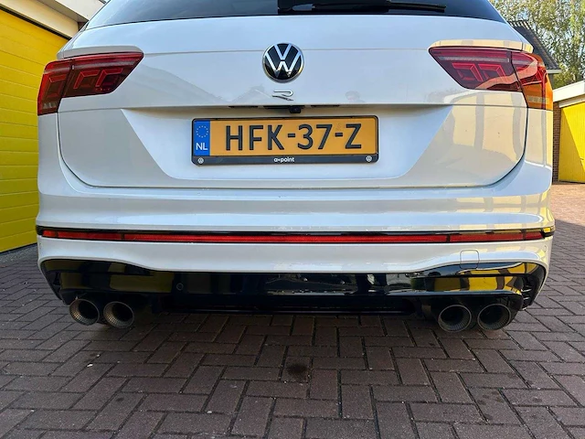 Volkswagen tiguan - 2.0 tsi r 75 4m , hfk-37-z - afbeelding 26 van  37