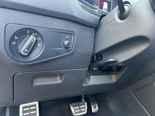 Volkswagen tiguan - 2.0 tsi r 75 4m , hfk-37-z - afbeelding 36 van  37