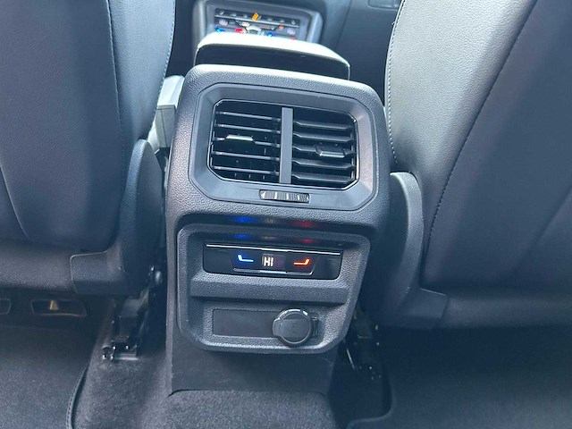 Volkswagen tiguan - 2.0 tsi r 75 4m , hfk-37-z - afbeelding 14 van  37