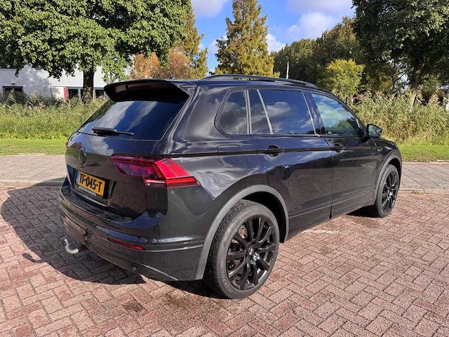 Volkswagen tiguan 1.4 tsi 4m. hl bus r , ; tf-045-t - afbeelding 17 van  23