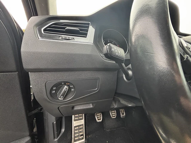 Volkswagen tiguan 1.4 tsi act comfortline bmt,2018 - afbeelding 8 van  26