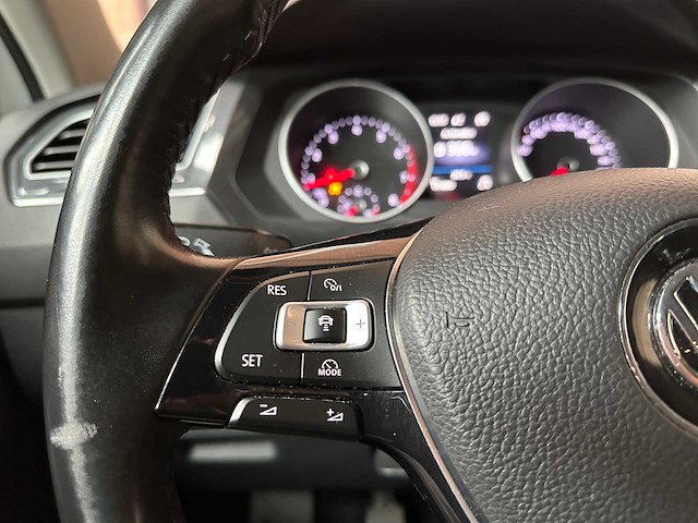 Volkswagen tiguan 1.4 tsi comfortline business 125pk 2017, l-861-hp - afbeelding 16 van  43