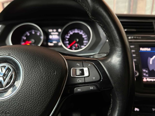 Volkswagen tiguan 1.4 tsi comfortline business 125pk 2017, l-861-hp - afbeelding 17 van  43
