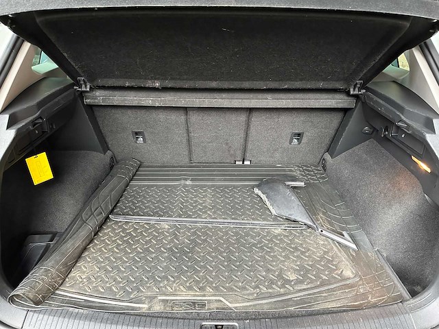 Volkswagen tiguan 1.4 tsi comfortline business 125pk 2017, l-861-hp - afbeelding 27 van  43