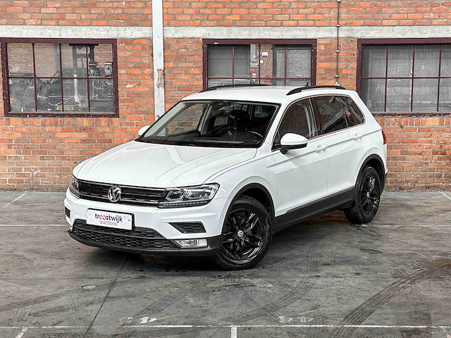 Volkswagen tiguan 1.4 tsi comfortline business 125pk 2017, l-861-hp - afbeelding 34 van  43