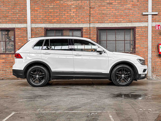 Volkswagen tiguan 1.4 tsi comfortline business 125pk 2017, l-861-hp - afbeelding 43 van  43