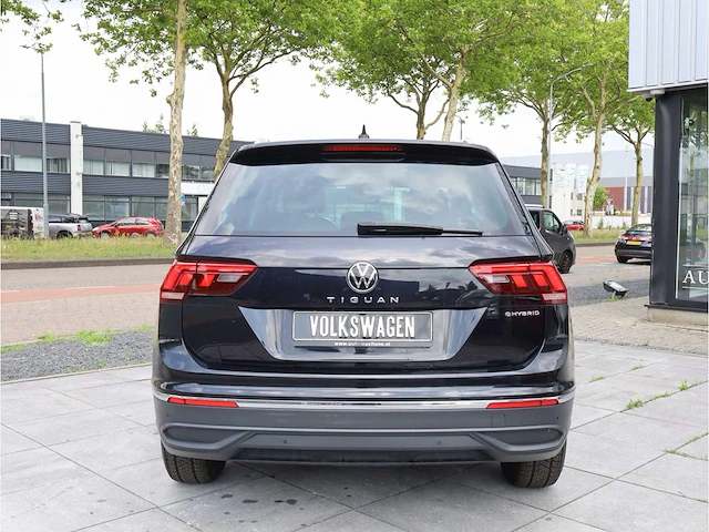 Volkswagen tiguan 1.4 tsi ehybrid phev 245pk automaat 2021 - afbeelding 32 van  37