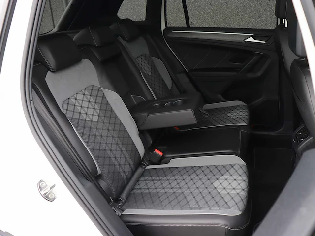 Volkswagen tiguan 1.4 tsi ehybrid r-line business+ | p-772-nx - afbeelding 18 van  48