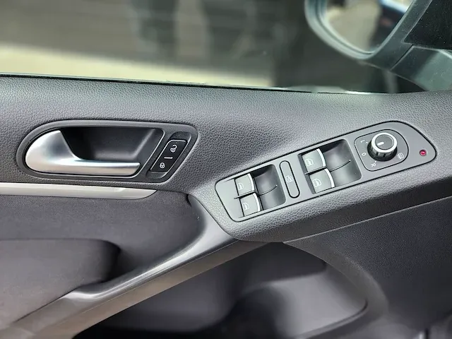 Volkswagen tiguan 1.4 tsi life bluemotion tech - afbeelding 5 van  47