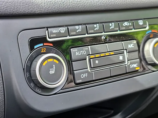 Volkswagen tiguan 1.4 tsi life bluemotion tech - afbeelding 15 van  47